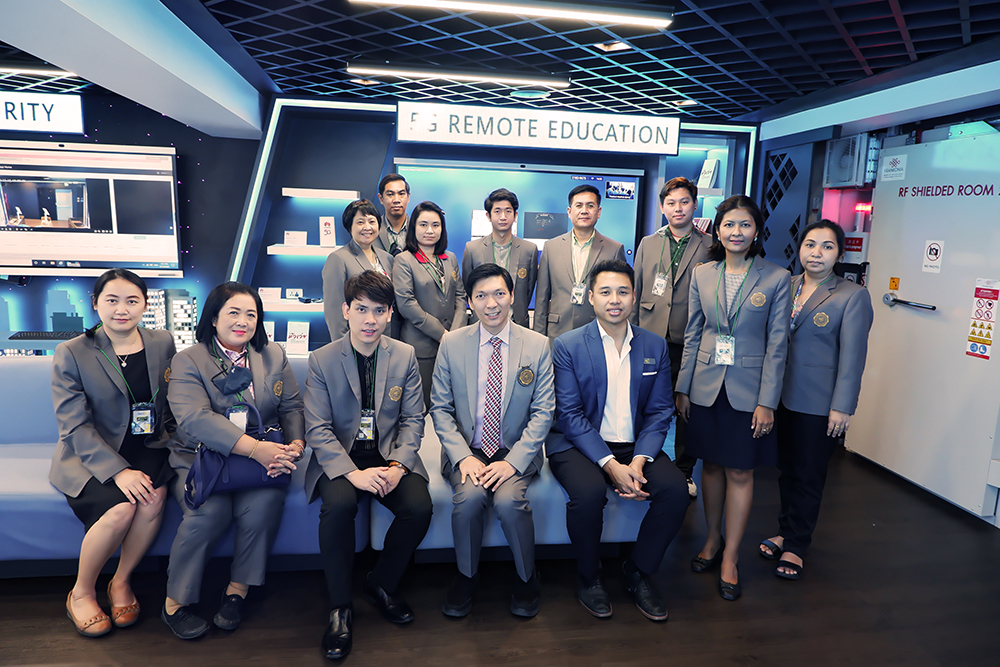 คณะผู้บริหารและบุคลากร บัณฑิตวิทยาลัย ได้เข้าร่วมเยี่ยมชม ศูนย์ "Thailand 5G Ecosystem Innovation Center (5G EIC)"